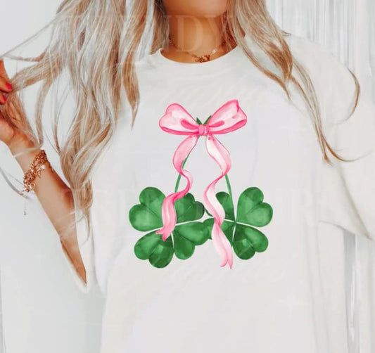 Clover Bow